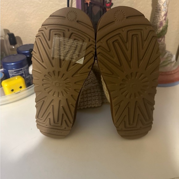 Ugg knitted boots - Picture 4 of 5